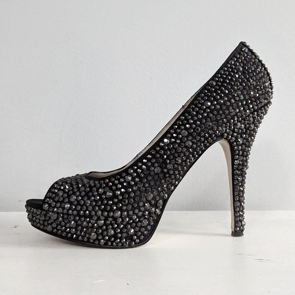 Enzo Angiolini Crystal studded pumps